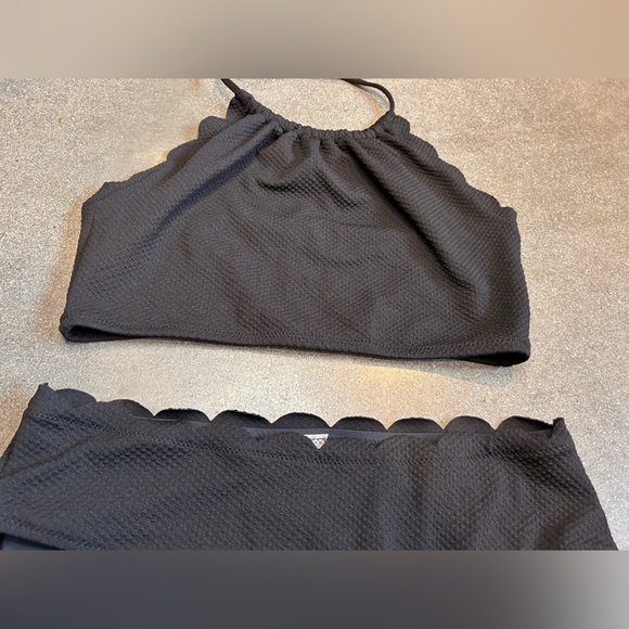 Girls full coverage swimsuit - Picture 2 of 5